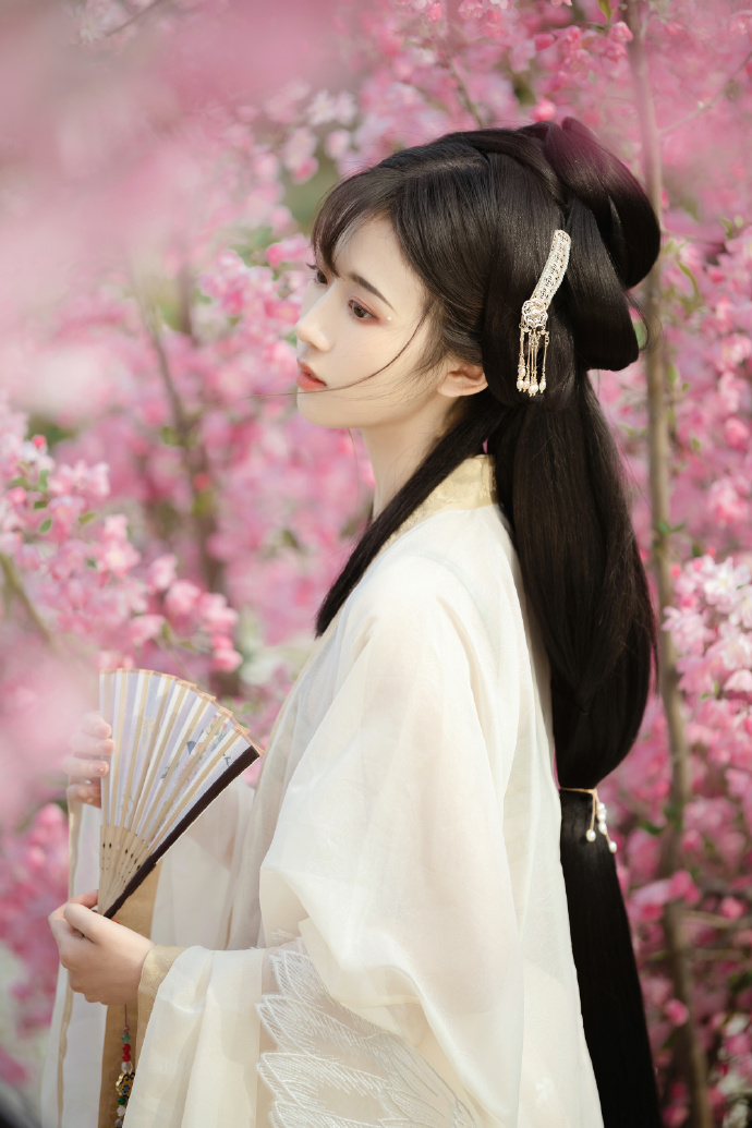 雨中曲 封面